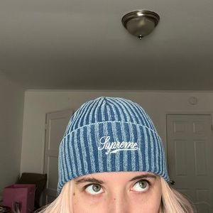 Supreme skull cap / beanie
